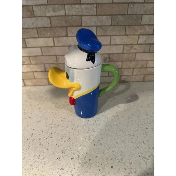 Disney Theme Park 1990’s Vintage Donald Duck Ceramic Tall Coffee Mug With Lid - Picture 2 of 5